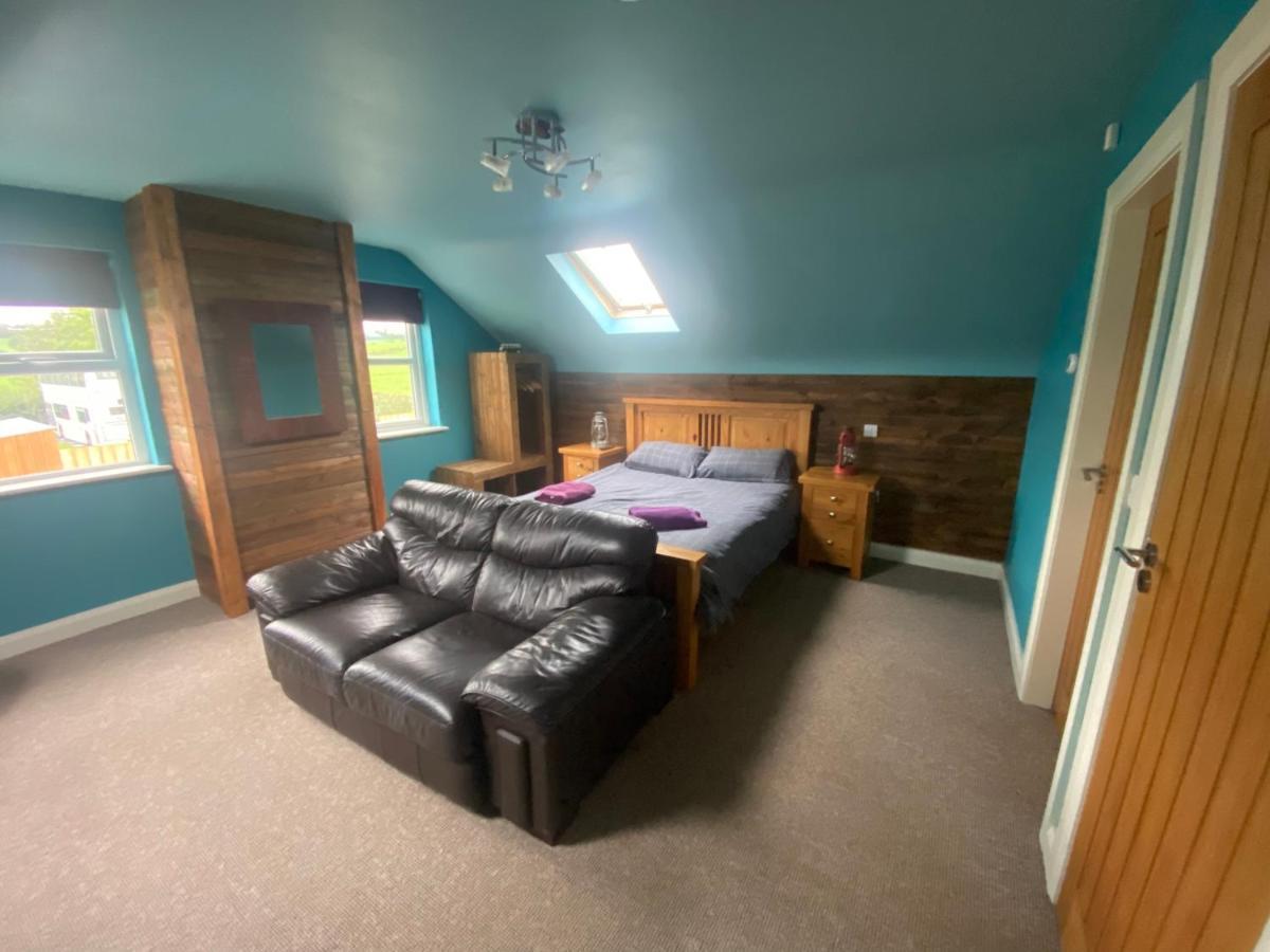 Sleeps 12 Hot Tub Sauna Cinema Pets Welcome Enniskillen Ngoại thất bức ảnh