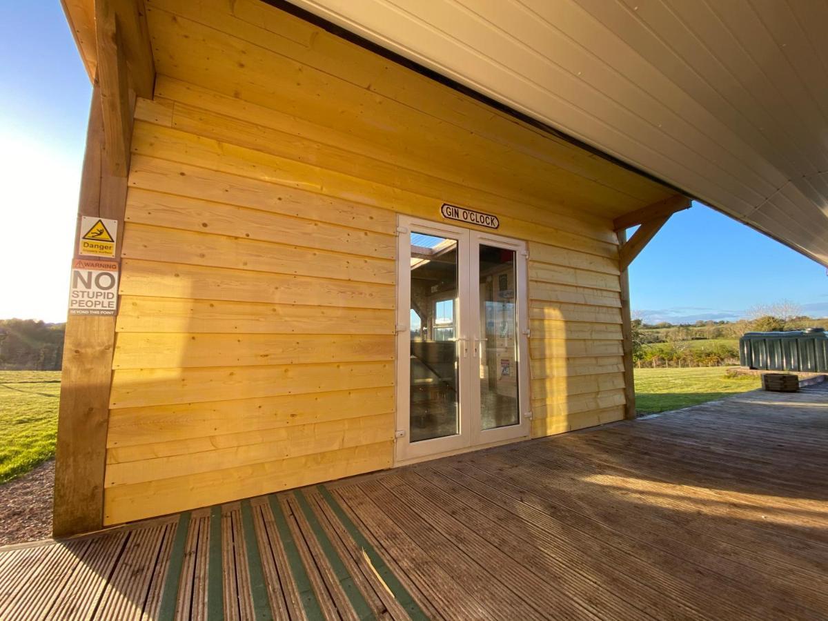 Sleeps 12 Hot Tub Sauna Cinema Pets Welcome Enniskillen Ngoại thất bức ảnh