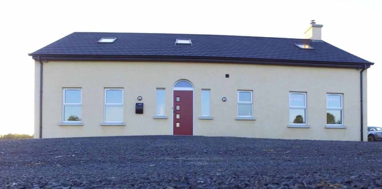 Sleeps 12 Hot Tub Sauna Cinema Pets Welcome Enniskillen Ngoại thất bức ảnh