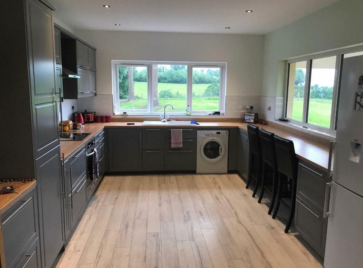 Sleeps 12 Hot Tub Sauna Cinema Pets Welcome Enniskillen Ngoại thất bức ảnh